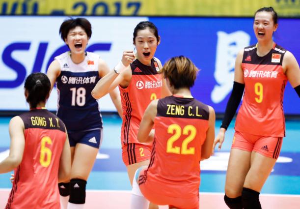 球迷是不是疯了?极端足迷认为就算国足再怎么差劲,也要比女排好