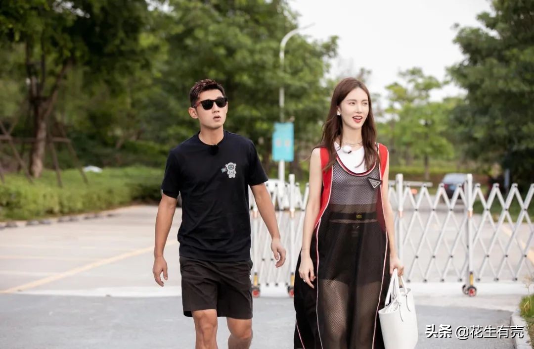 刘诗雯惨败日本无缘8强,17年刘诗雯朱雨玲争议球