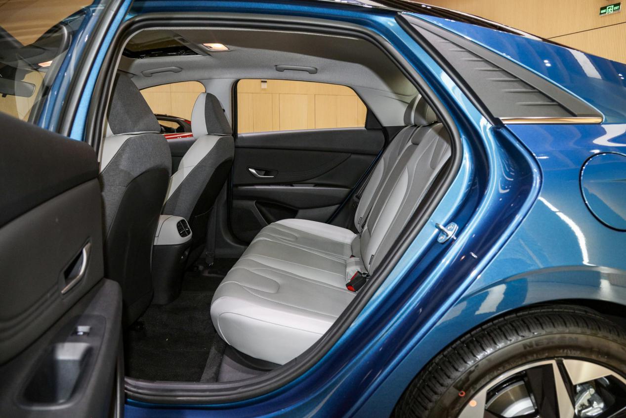 全新伊兰特能否重塑荣光,7.58万现代伊兰特实车