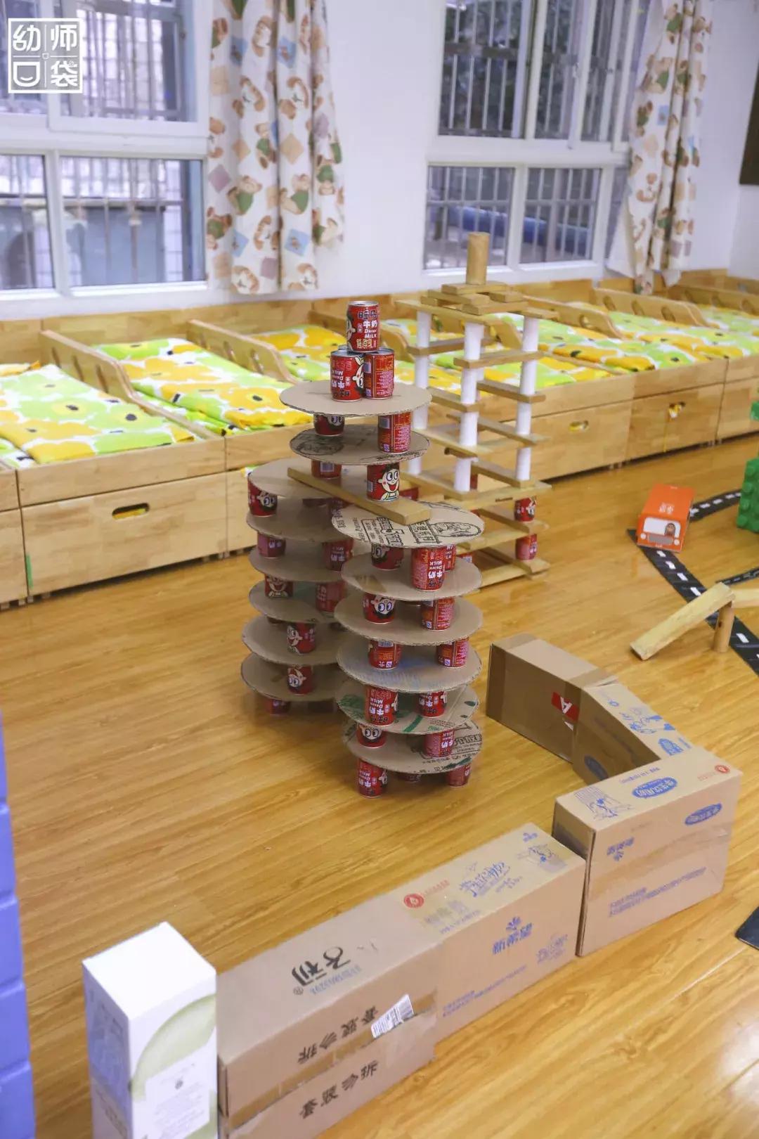 空间小、经费不足、面临*迁拆**，这家幼儿园却给出了满分的环境