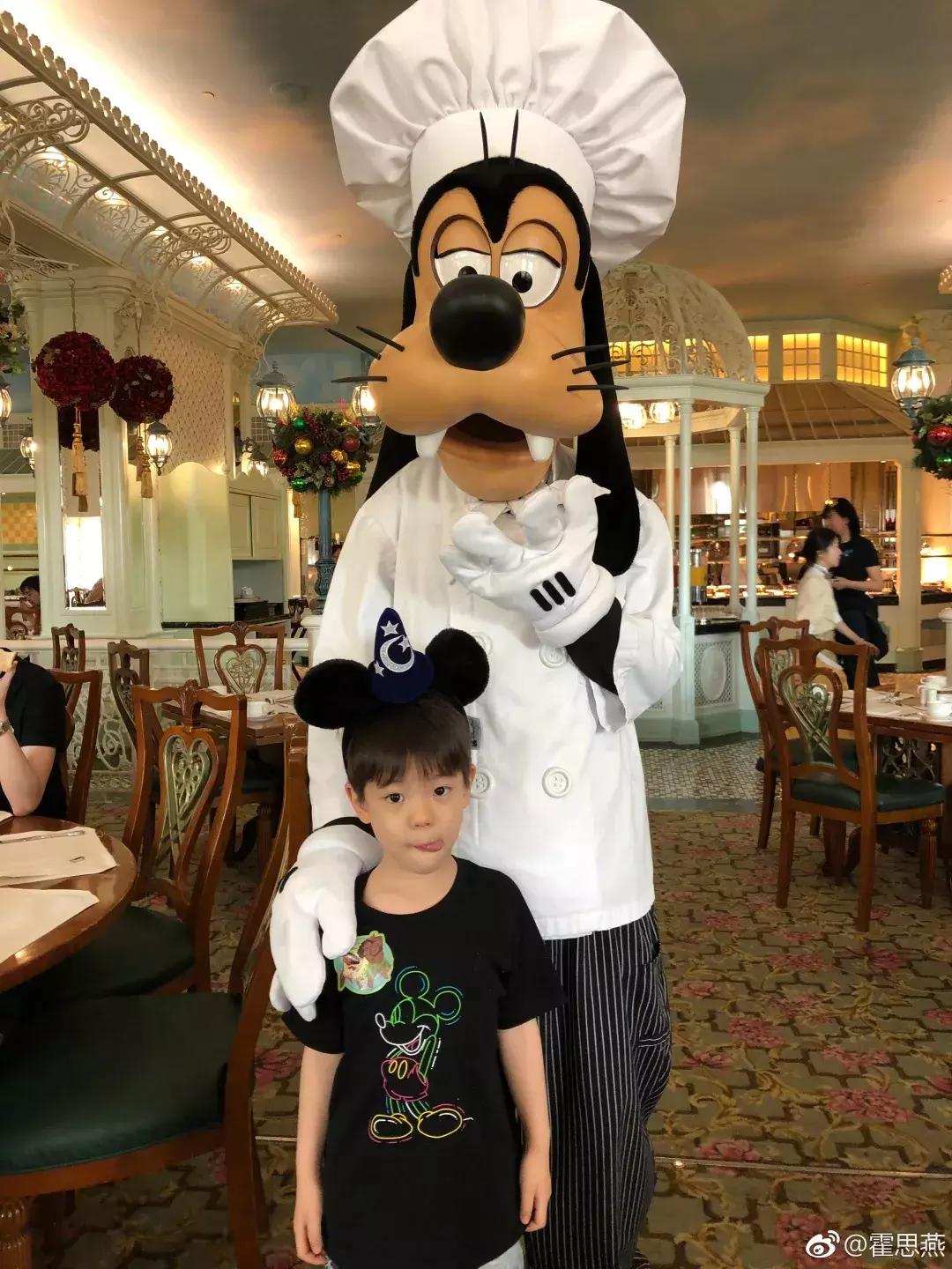 优衣库最近动漫联名,优衣库联名marimekko蓝色裙子