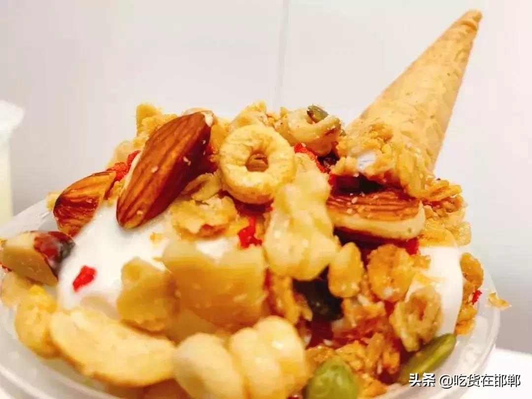 萌牛炒酸奶夏季解暑必备,夏日清爽的炒酸奶后期做法