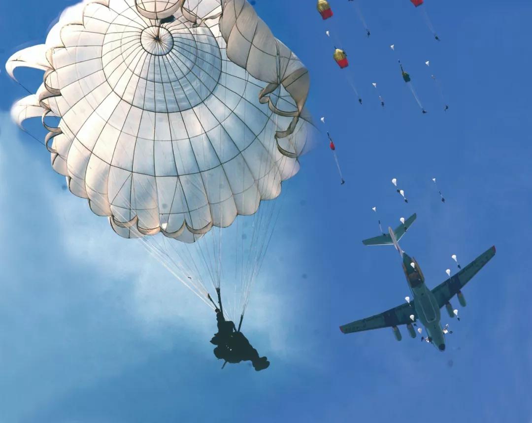 中国空降兵的装备有哪些,中国空降兵最新装备