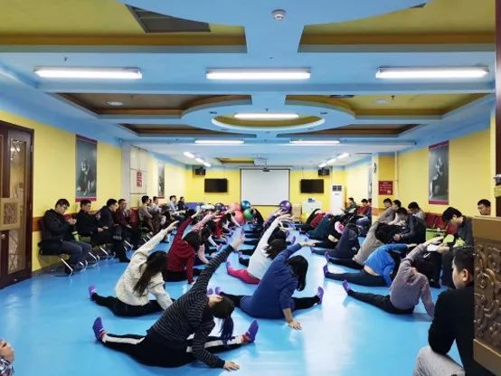 剖宫产和顺产哪个更痛,顺产和剖宫产哪个更痛