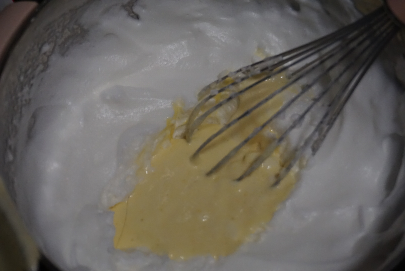 新手简单初级甜品纸杯蛋糕,家用奶油纸杯蛋糕怎么做