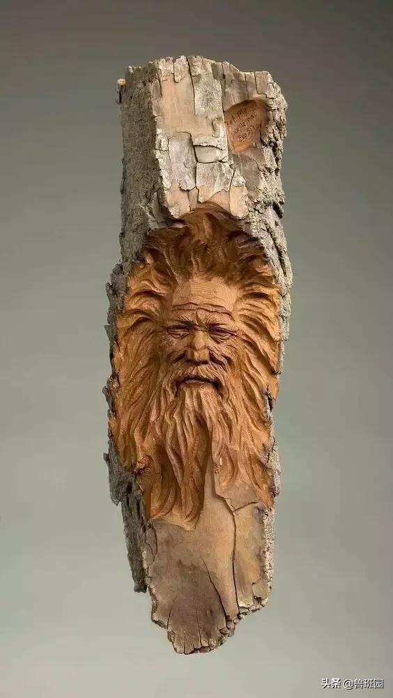 木雕是一门需要技术的艺术，值得尊重