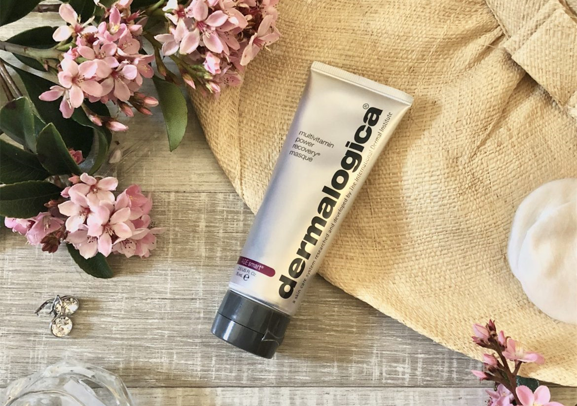 兰蔻和阿玛尼油皮用哪个更好,兰蔻好用还是阿玛尼好用