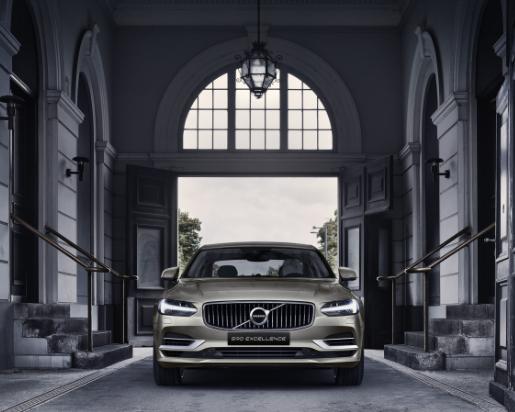 奥迪凭什么不是豪华品牌,奥迪为什么被称为灯厂