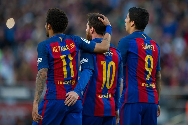 全世界足球排名前十位球队,足球十大最强球队排名