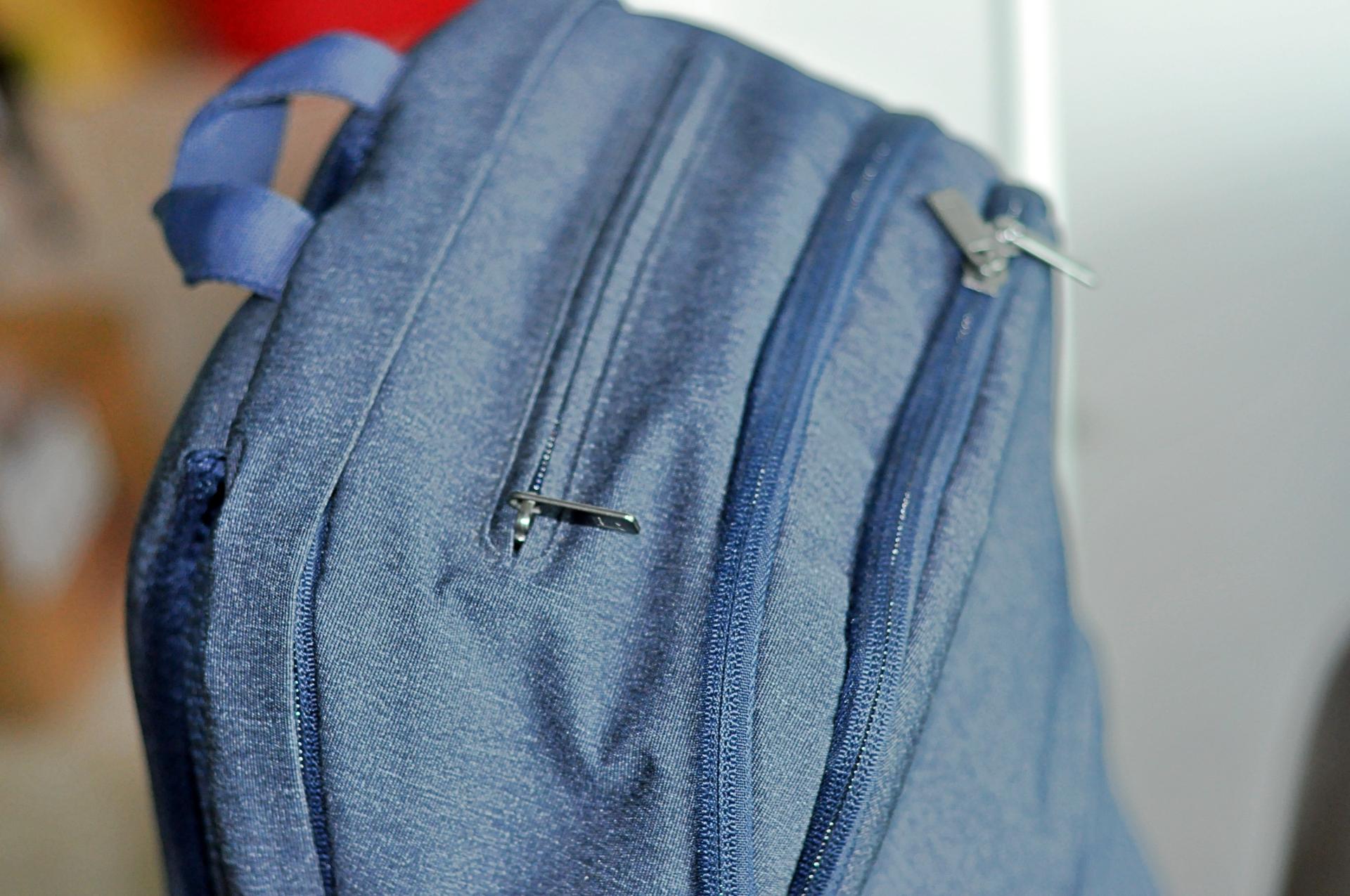 适合日常出行的小容量背包,什么背包适合商务出行和日常通勤