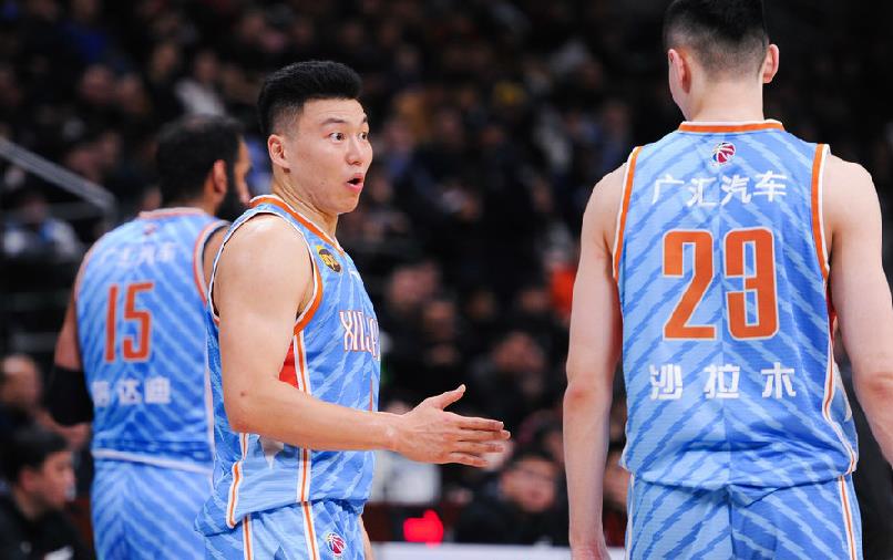 CBA半决赛影响力爆表！央视首轮直播出炉，两足球栏目被“牺牲”