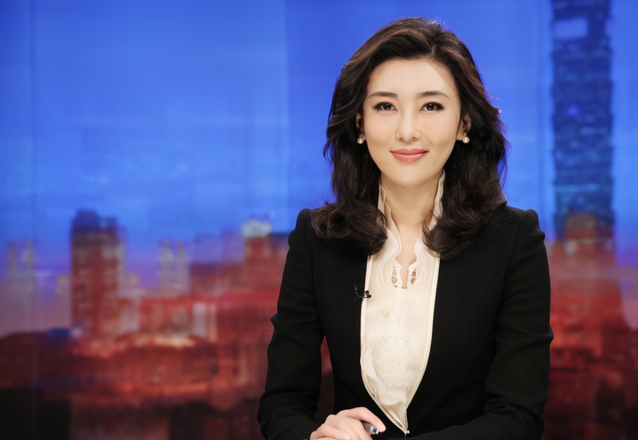 央视女主持人李红古装,央视女主持人李红参加综艺