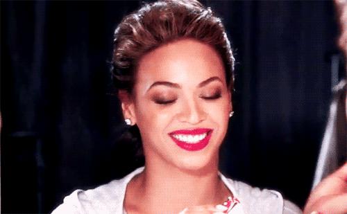 女儿说妈妈为什么我这么丑,妈妈我长得丑吗素材