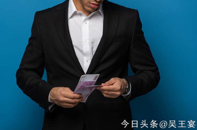 中国虐待流浪猫狗违法吗,虐待流浪猫狗算违法犯罪吗