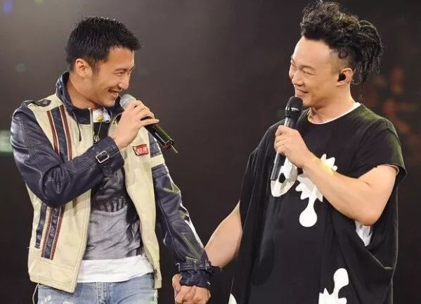 为什么最佳损友友情以上恋爱未满,最佳损友友情