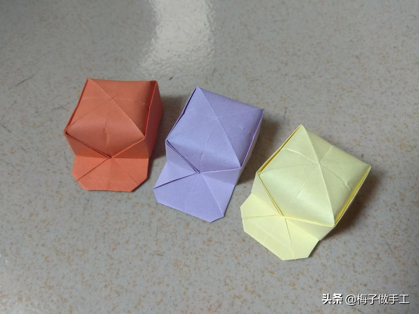 儿童折纸折一个小帽子,折纸手工折帽子