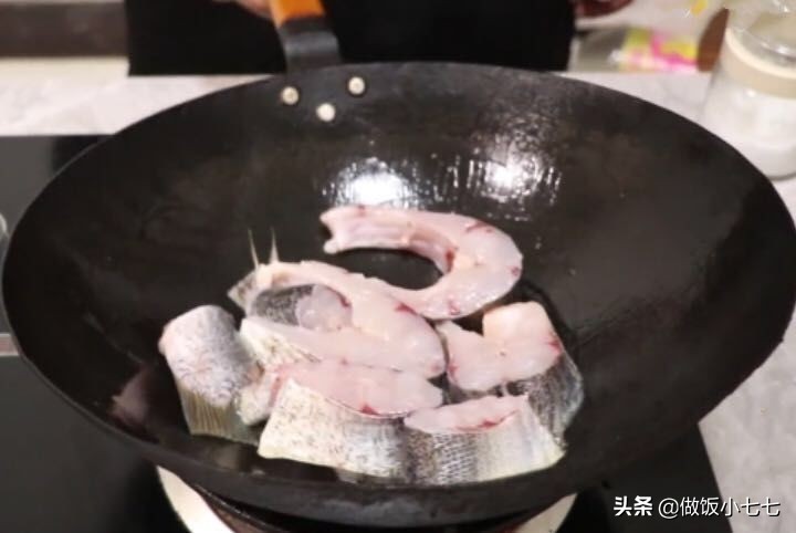 猪肉和草鱼可以一起吃吗,草鱼加猪肉怎么做好吃