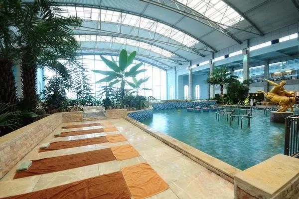 西北泡温泉地方推荐天然温泉,华山御温泉与蓝田汤峪温泉