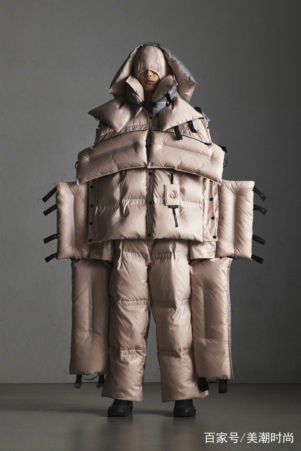 奇葩长方形羽绒服,奇葩设计的羽绒服