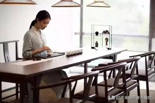 木中砖石沉香女性应该如何使用【沉香文化讲坛第八期】