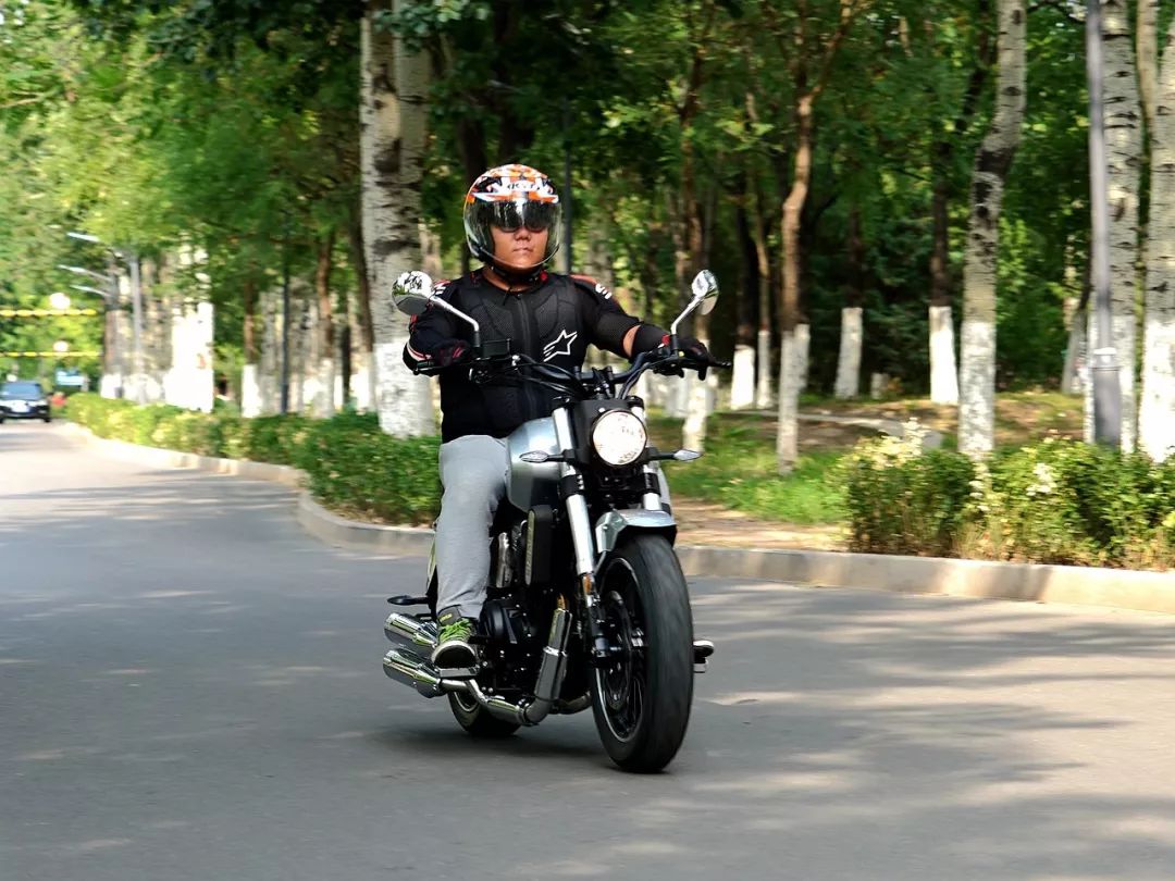 榛橀粯杩涙,濂旇揪box400璇勬祴