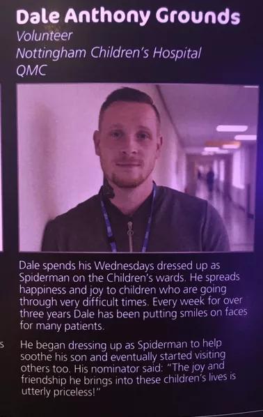 自闭症儿子崩溃大哭，单亲爸爸化身蜘蛛侠走入他的内心世界