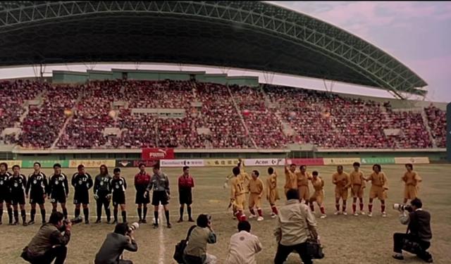 少林足球破鞋见证星爷的奋斗,少林足球观众是请来的吗