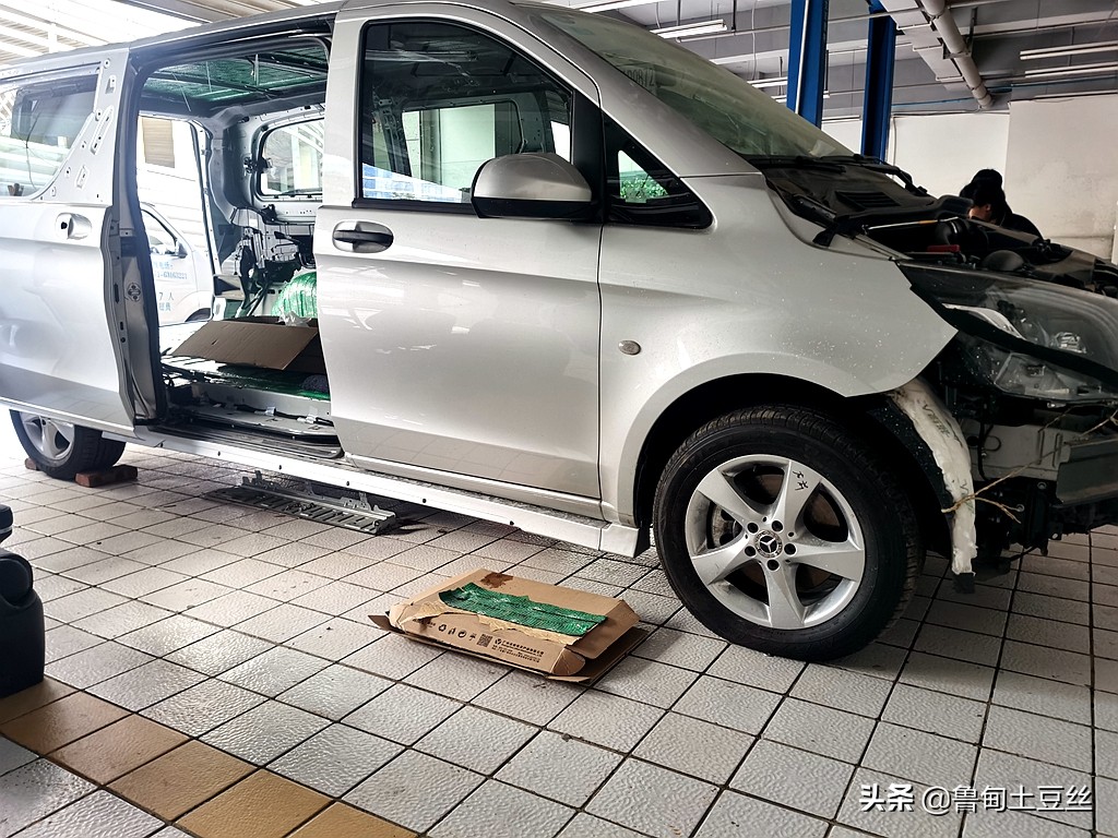 奔驰威霆轮胎升级,威霆升级轮毂案例