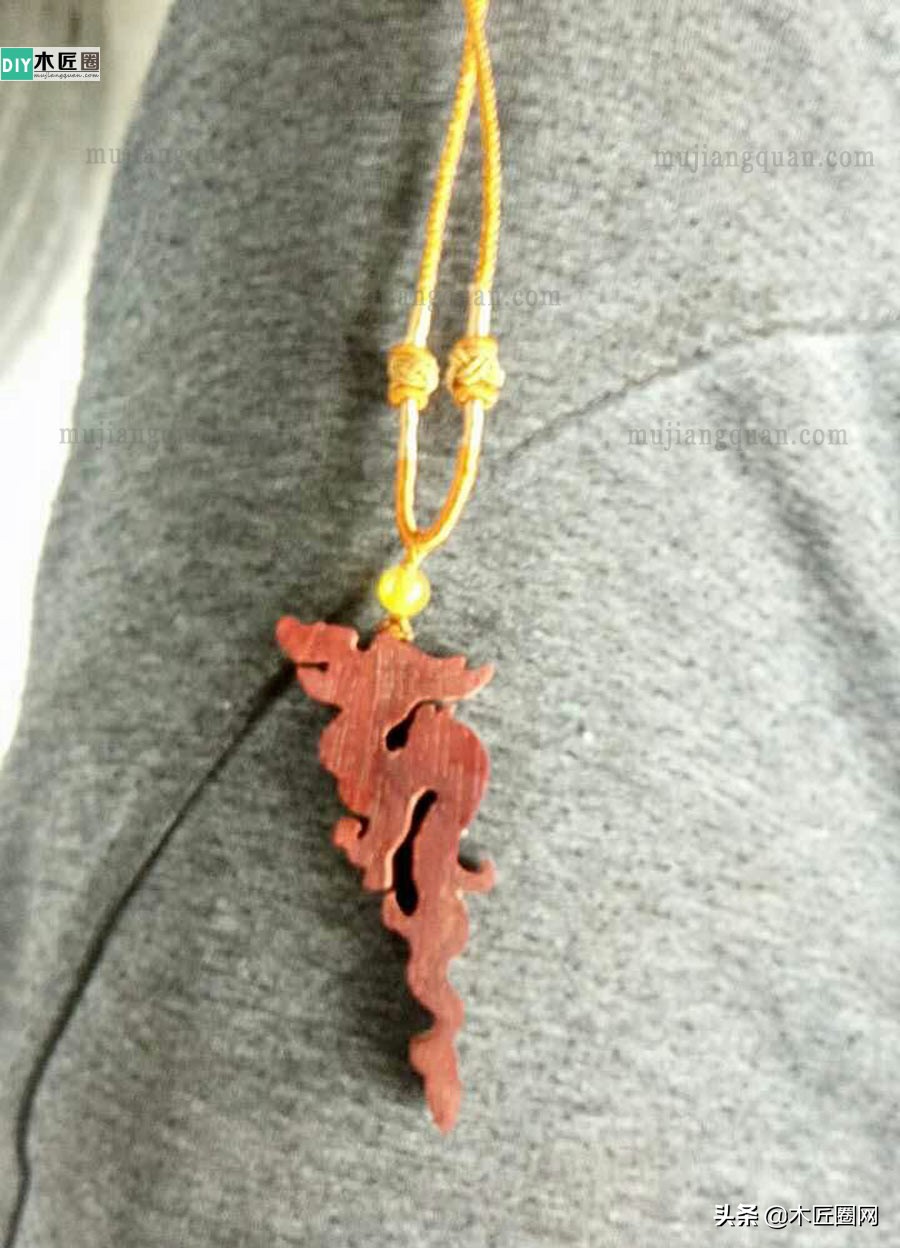 手工卡片小挂坠制作方法,diy小挂坠圆圈怎么编