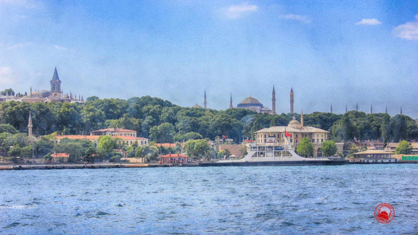 亚洲欧洲北美洲南美洲分界线,亚洲和欧洲的分界线是什么山