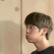 一觉醒来耳朵听不见怎么回事,一觉醒来耳朵一直听不清