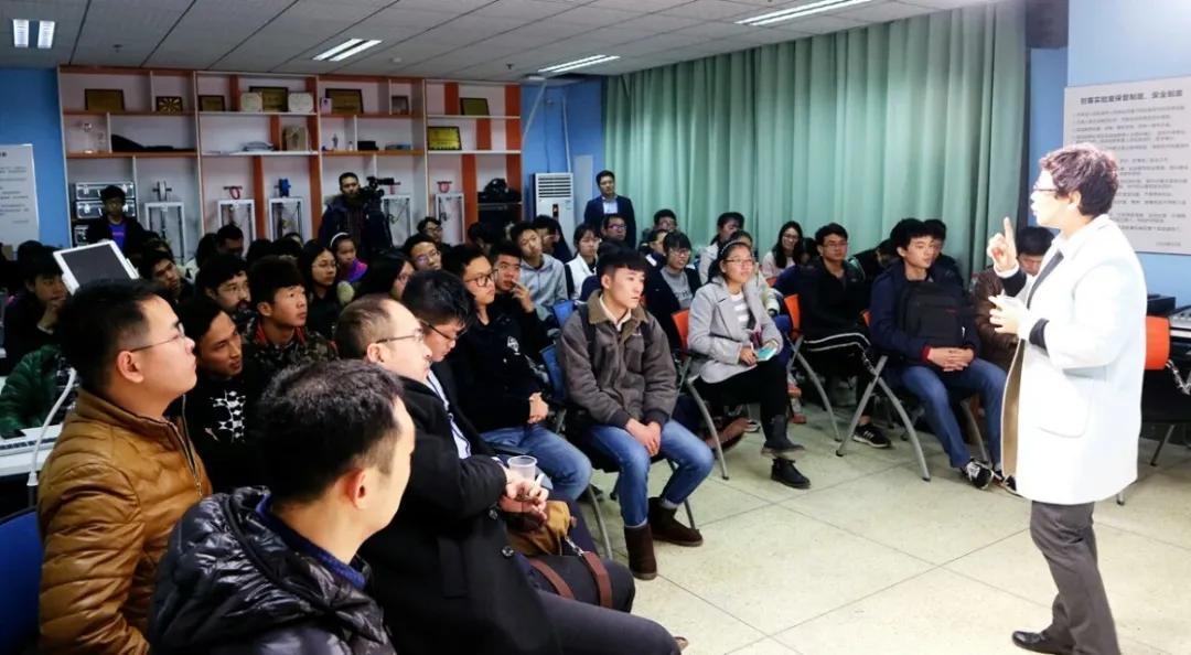 全国首个“0+4”本科创业班毕业啦