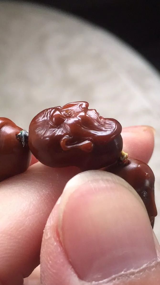 什么品种的核桃玉化包浆更快,文玩核桃盘多久才会玉化