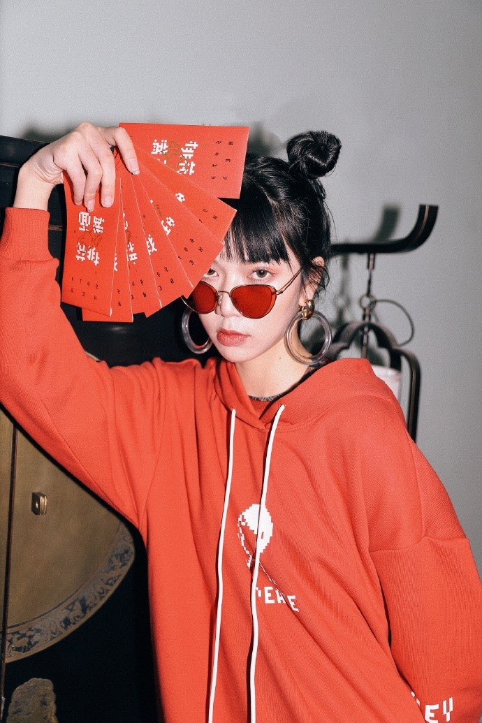 国潮品牌太平鸟,国潮太平鸟和花木兰合作