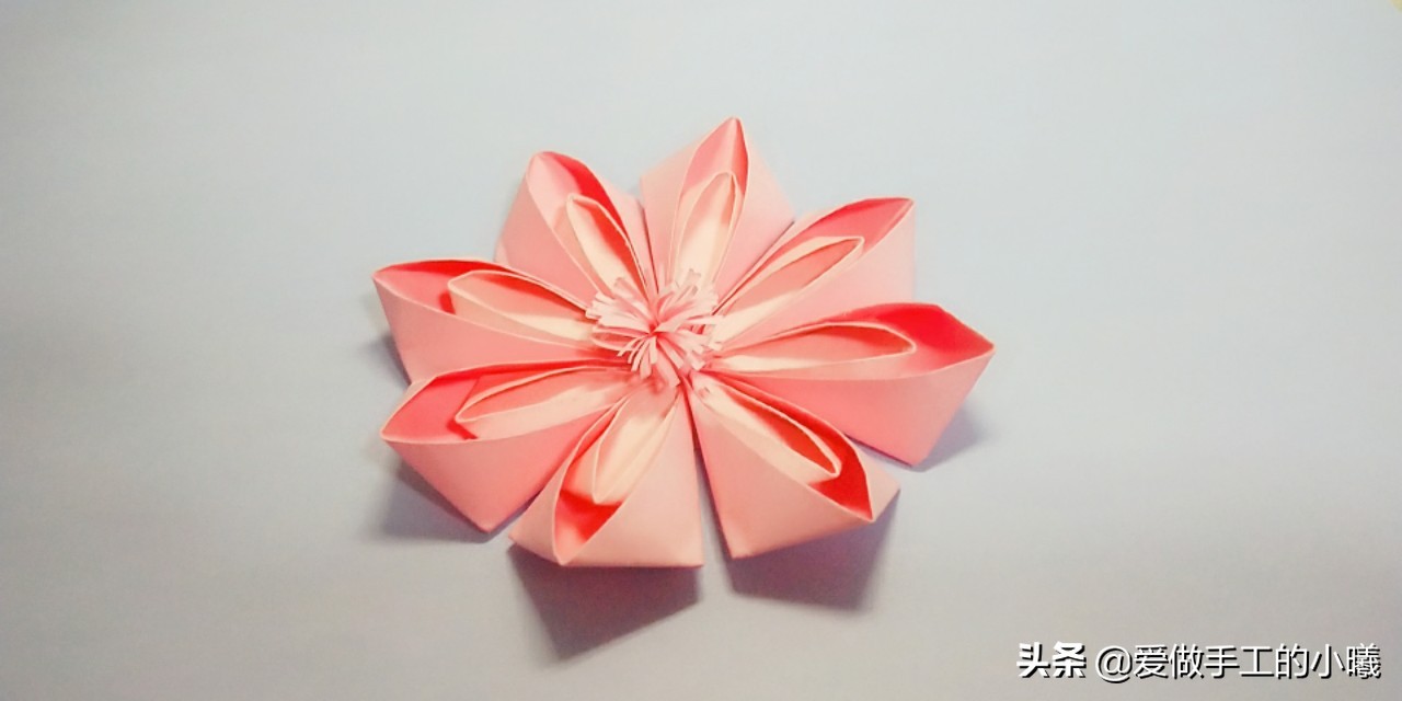 手工折纸牡丹花朵制作方法图解,单页花朵折纸布置店面教程图解
