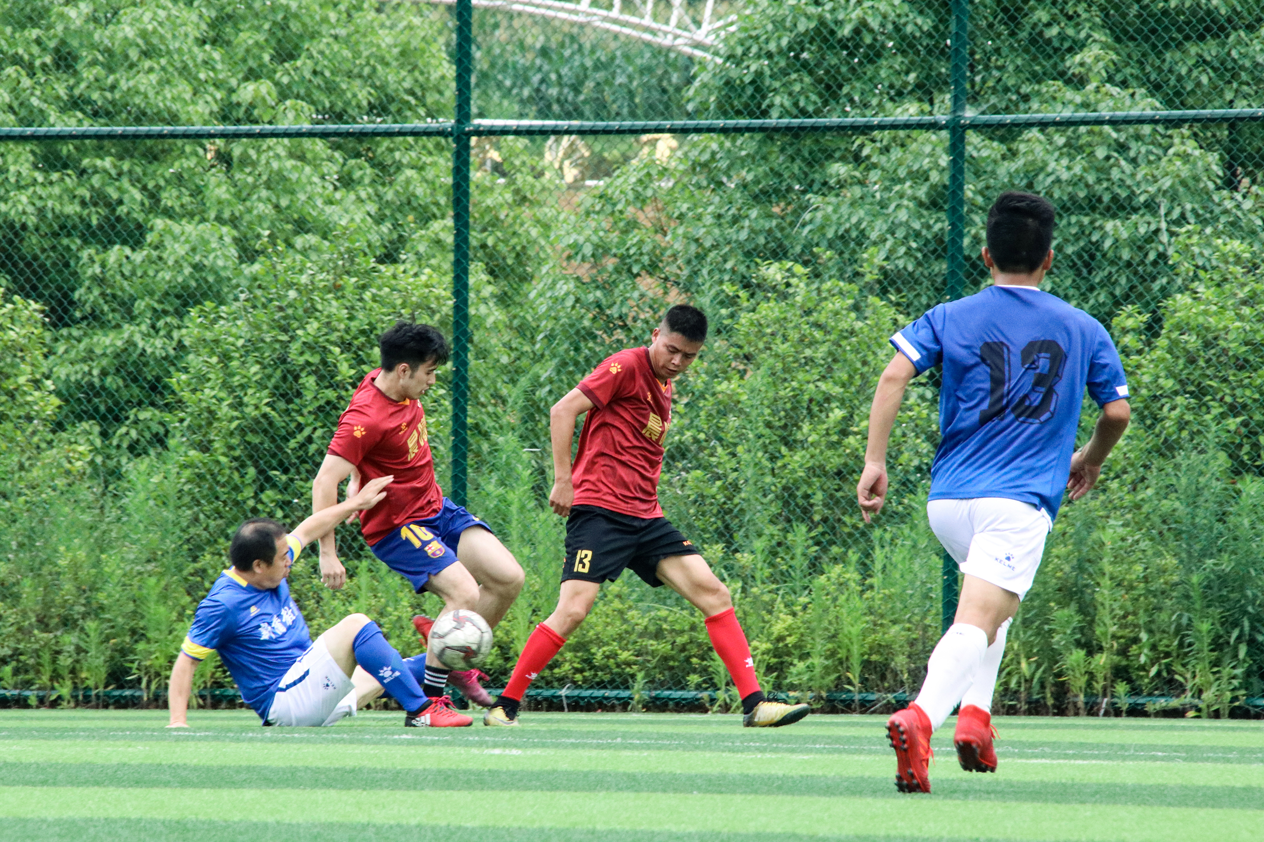 以赛会友增进交流,以赛促学以赛会友