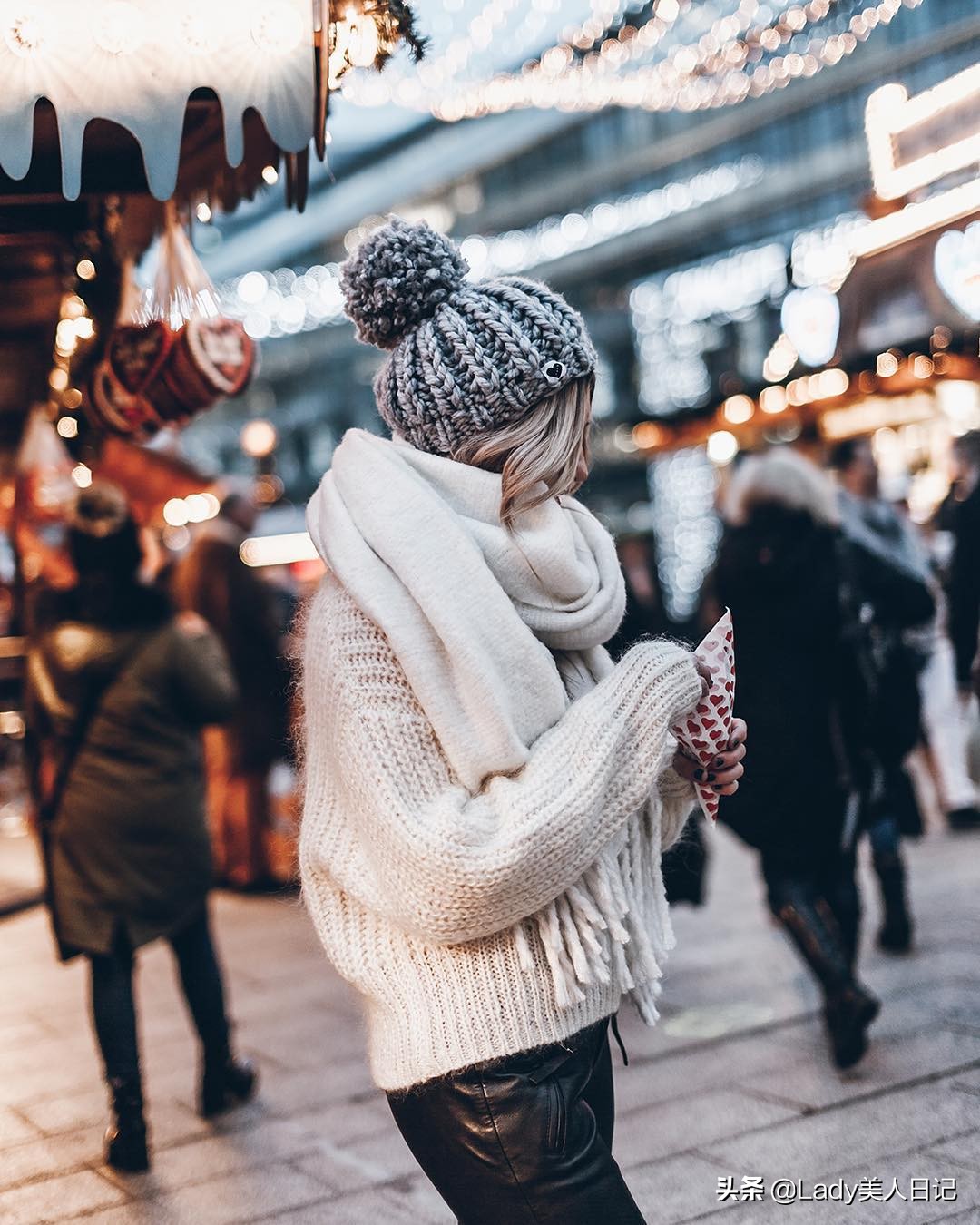 ins宽松毛衣搭配,ins风宽松毛衣搭配