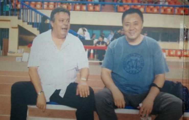 大连足球解说员焦研峰,大连一方保级焦研峰