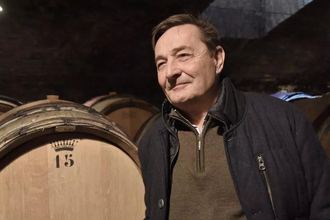 世界顶级葡萄酿酒大师,中国第一位葡萄酒品酒师大师