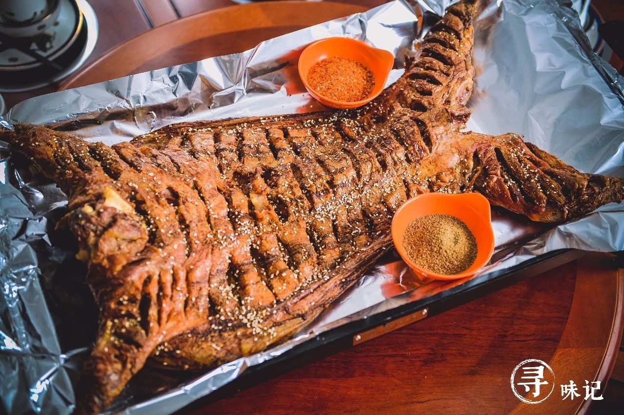 去内蒙吃烤全羊去哪里,自驾坝上烤全羊