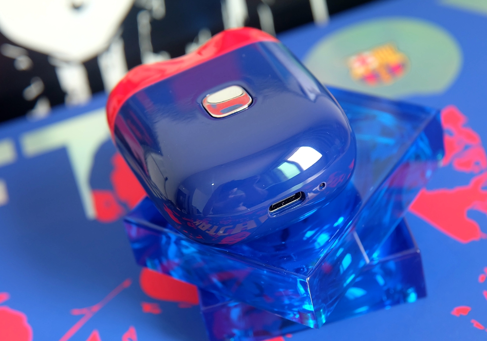 yoose剃须刀联名款有啥区别,迷你剃须刀巴塞罗那联名