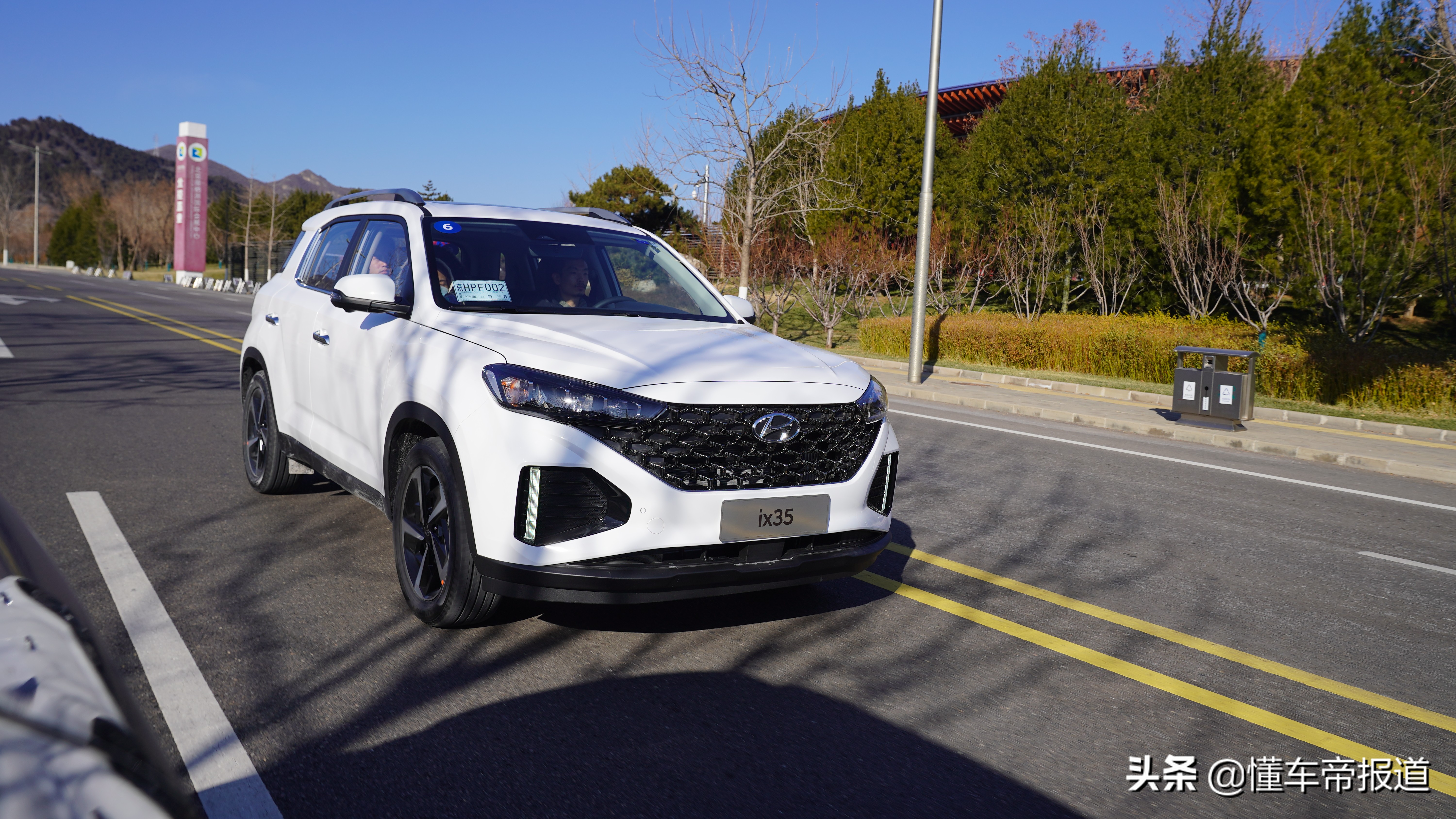 现代ix352.0准新车,现代ix35新款2.0试驾