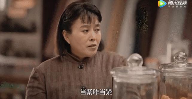 堕胎四次，爱看黄片，她是最具争议的影后