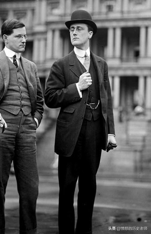 奥巴马昔日青涩旧照,奥巴马老图