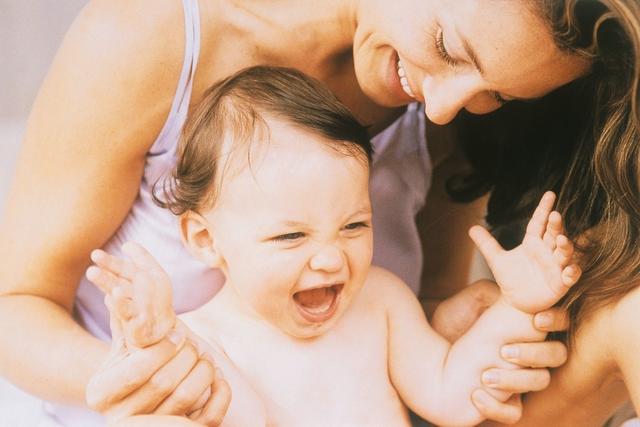 引导孩子开口说话的儿歌,小朋友听什么儿歌有助他学说话