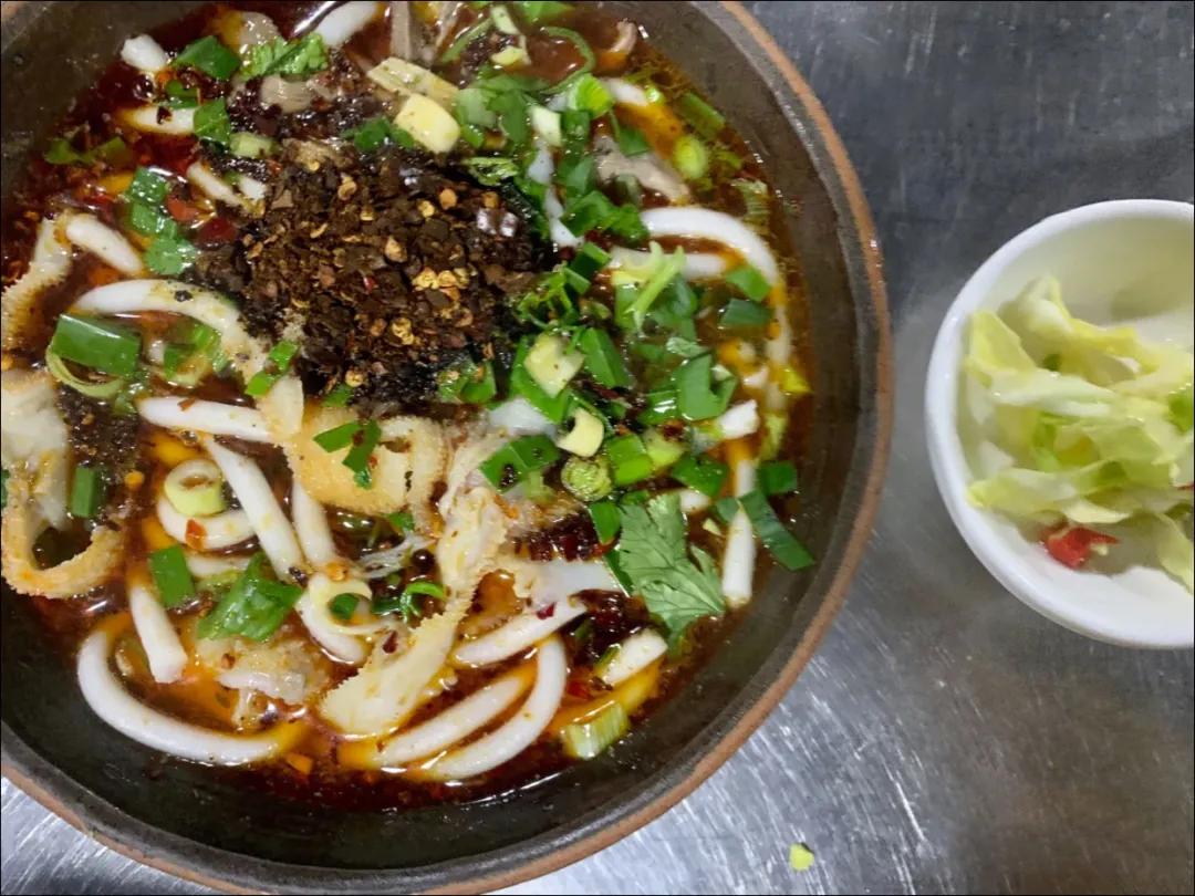 西南大吃省里的嗦粉冠军，这座吃货宜居城市值得关注