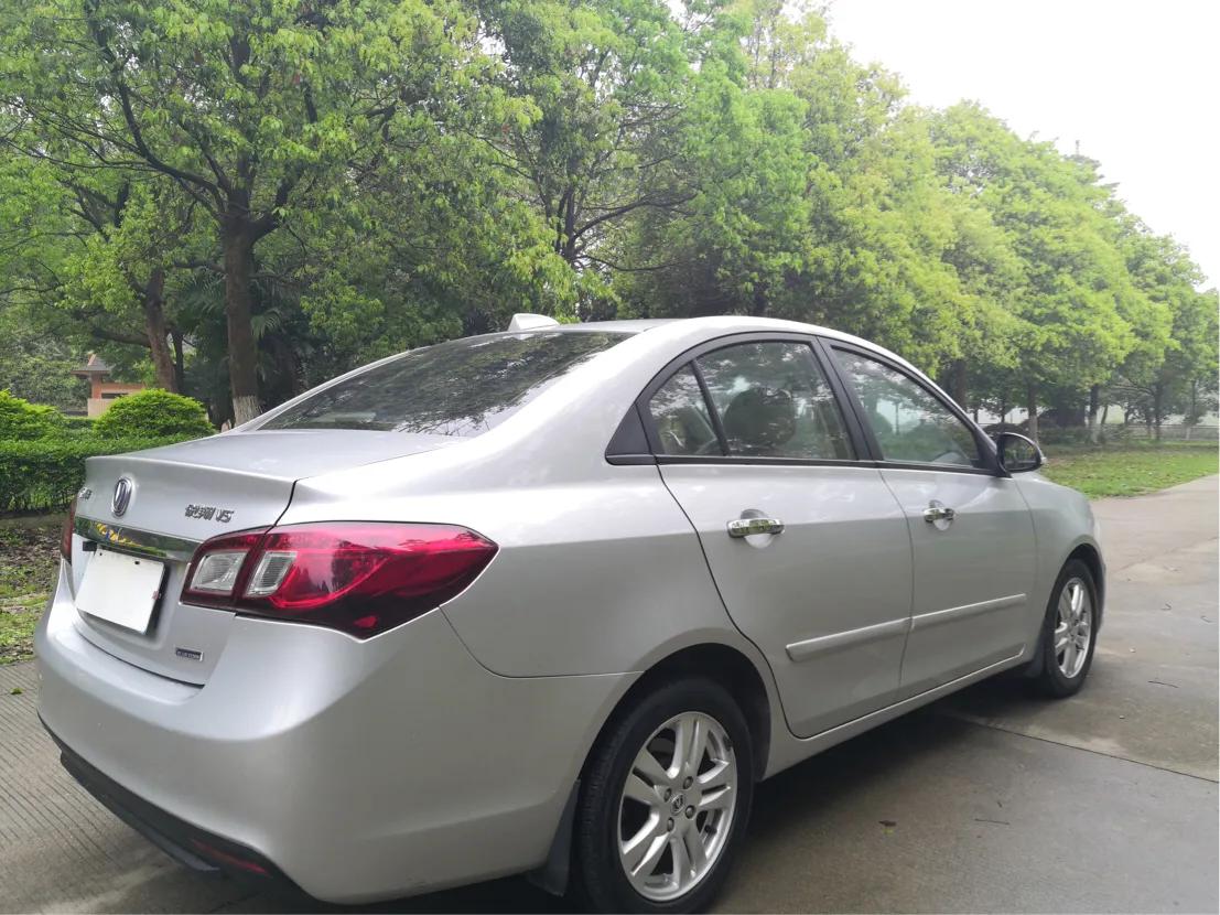 2015年长安悦翔v5手动挡,2015年长安悦翔v5二手车