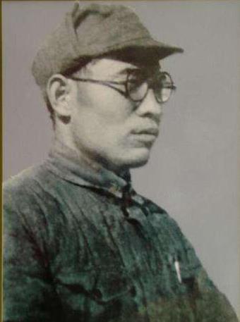 揭秘高岗在西北的凶悍作风：赤臂战劳山，板砖杀叛匪