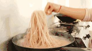 一处小众目的地！这里有酸汤辣子蘸出来的美味，吃一口就丢魂！