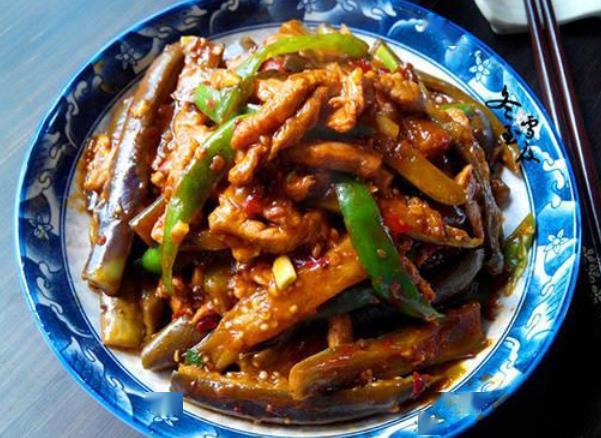 鲜香下饭肉丝茄子，酱香独特味道棒，爆炒墨鱼仔，营养爽口下饭菜